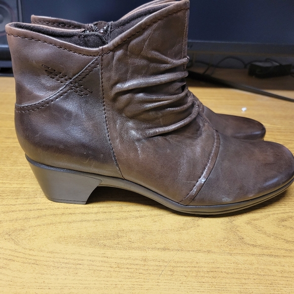 Leather boots - Picture 6 of 7